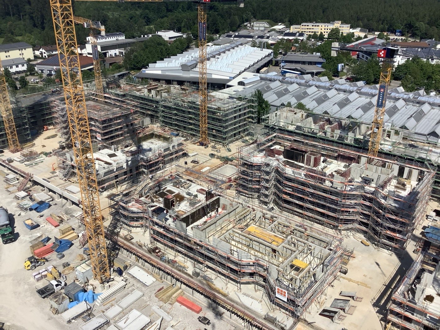 Wohnungsbau-Projekt am Waldrand